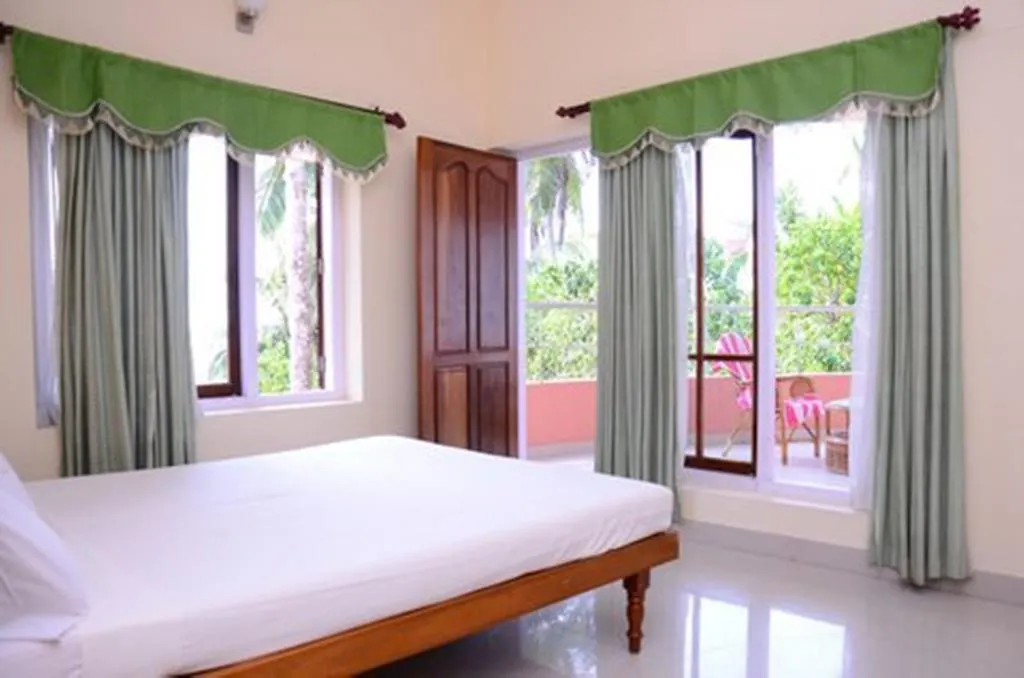 Hotel Grand Sea Kovalam 2*,